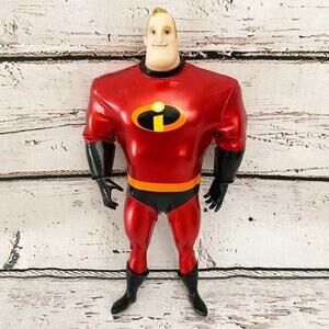 THE INCREDIBLES Mr Incredible Doll